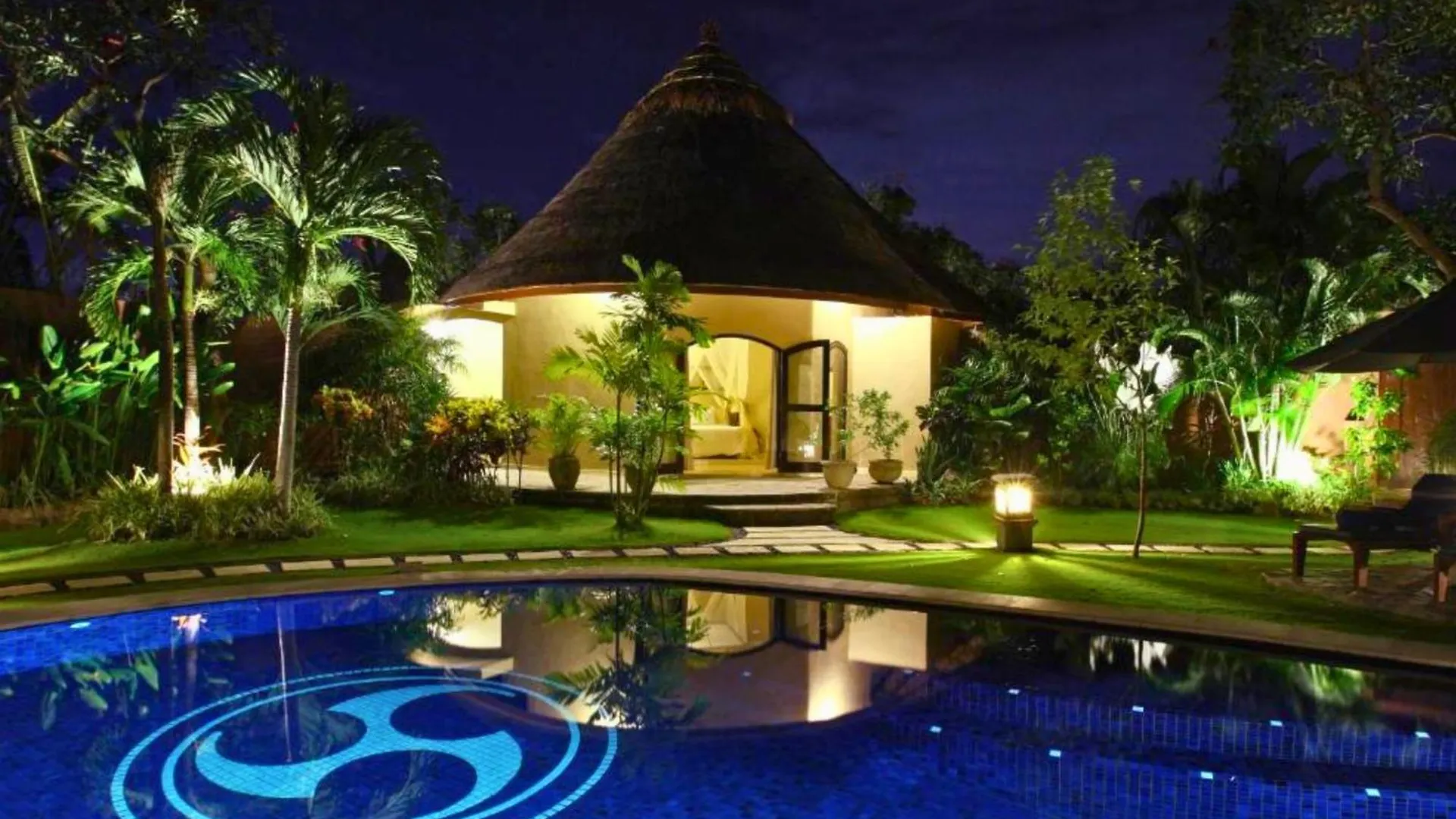 Entire 3 Bedroom Private Pool Villa Zn99 Seminyak